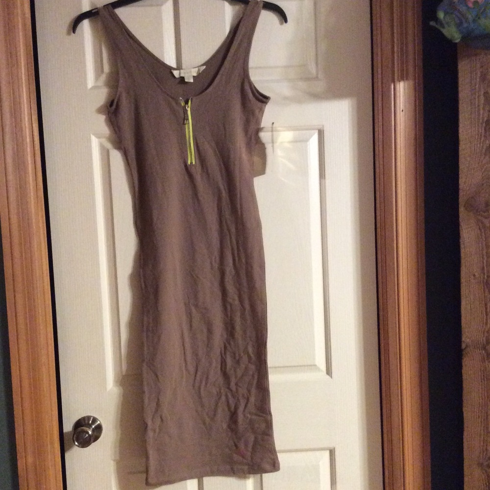 Women's small tan dress slim fit